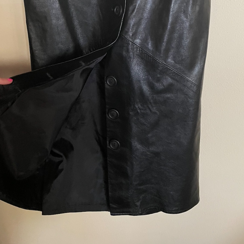 Authentic Vakko Black Leather Skirt - Picture 3 of 5
